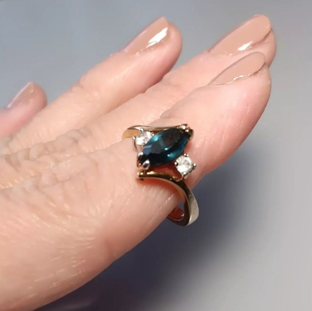 Blue Marquise Sapphire Engagement Ring 14kTG TAIWAN EDCO Yellow Gold SIZE 5